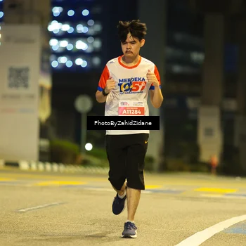 Runner Photo 4585449