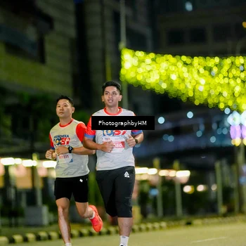 Runner Photo 4585518
