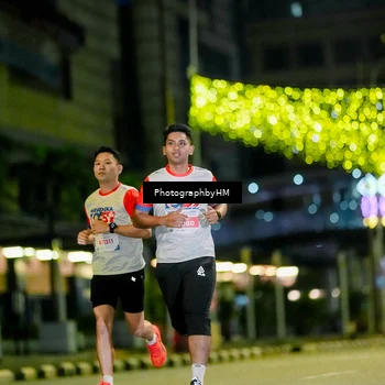 Runner Photo 4585546