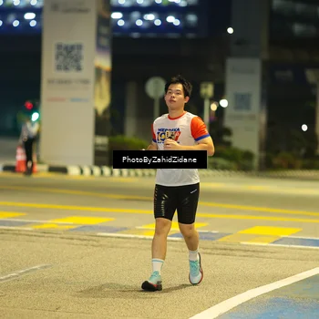Runner Photo 4585590