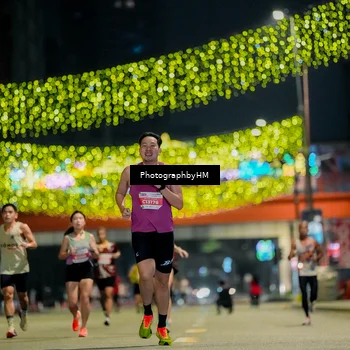 Runner Photo 4585592