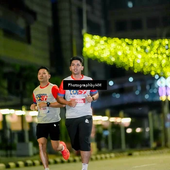 Runner Photo 4585602