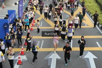 Runner Photo 4585647