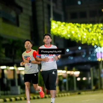 Runner Photo 4585655