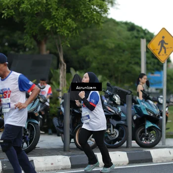 Runner Photo 4585684