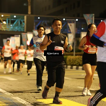 Runner Photo 4585758
