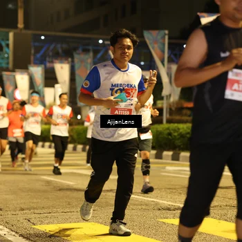 Runner Photo 4585814