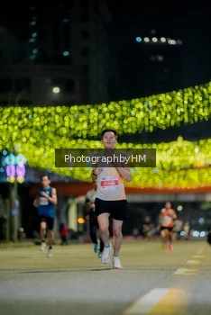Runner Photo 4585979