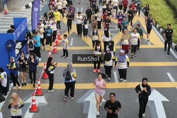Runner Photo 4586114