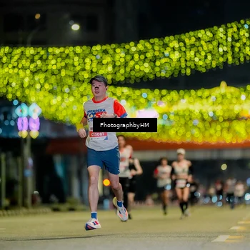 Runner Photo 4586190