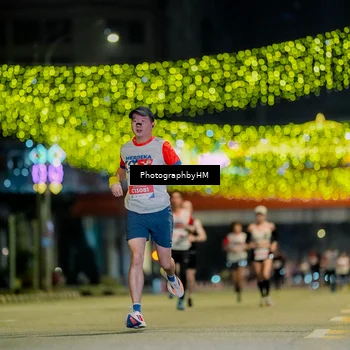 Runner Photo 4586203