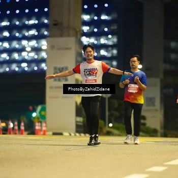 Runner Photo 4586210