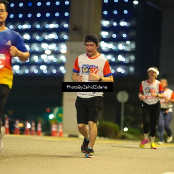 Runner Photo 4586372