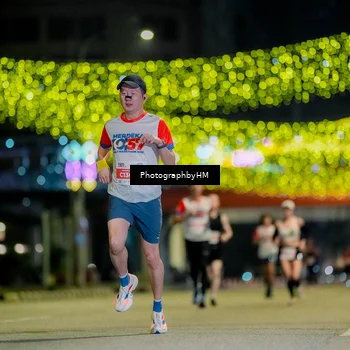 Runner Photo 4586456