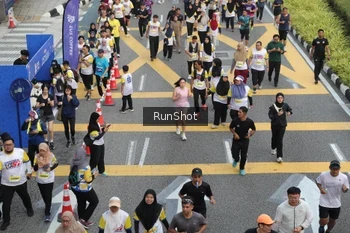 Runner Photo 4586475
