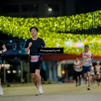 Runner Photo 4586595