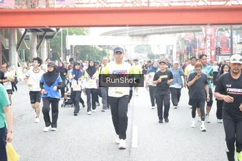 Runner Photo 4586613