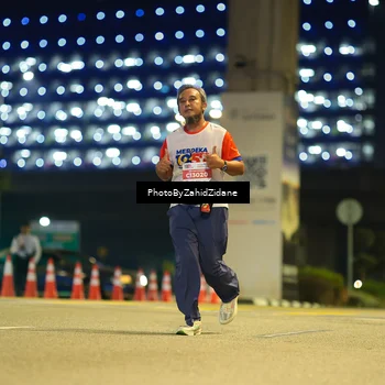 Runner Photo 4586621