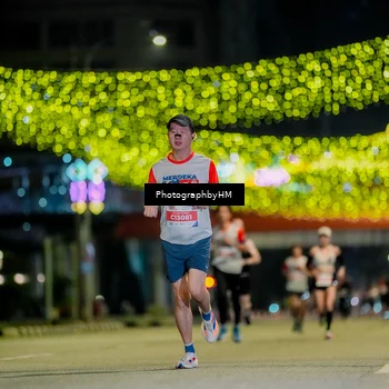 Runner Photo 4586659