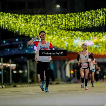 Runner Photo 4586695