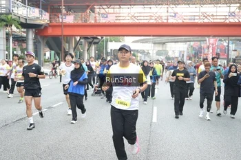 Runner Photo 4586700