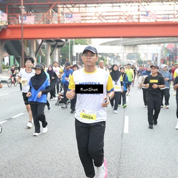 Runner Photo 4586735