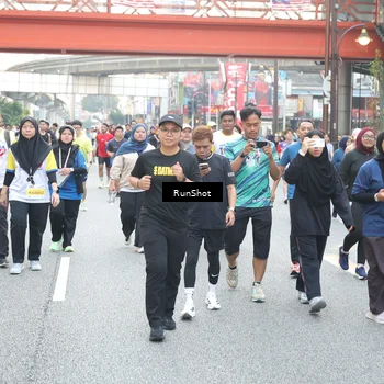 Runner Photo 4586790