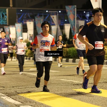 Runner Photo 4586978