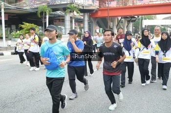 Runner Photo 4587016