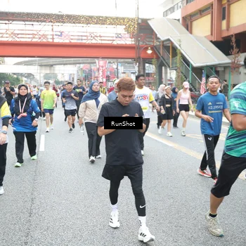 Runner Photo 4587103