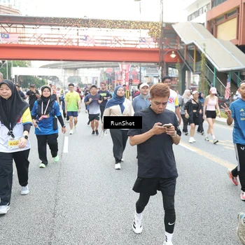 Runner Photo 4587120