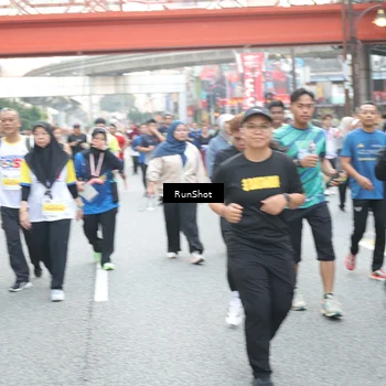 Runner Photo 4587192