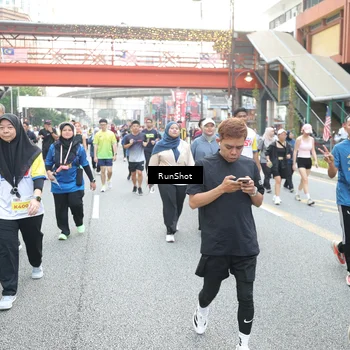 Runner Photo 4587214