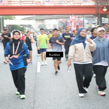 Runner Photo 4587217
