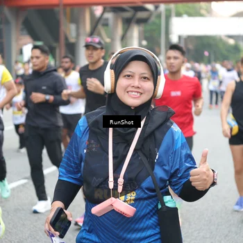 Runner Photo 4587247