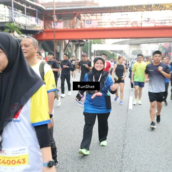 Runner Photo 4587255