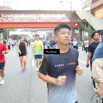 Runner Photo 4587306