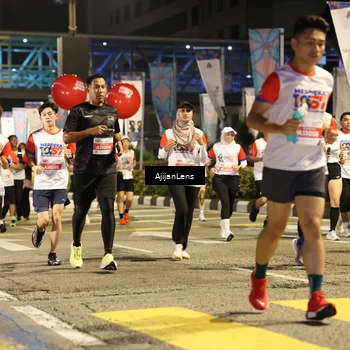Runner Photo 4587314