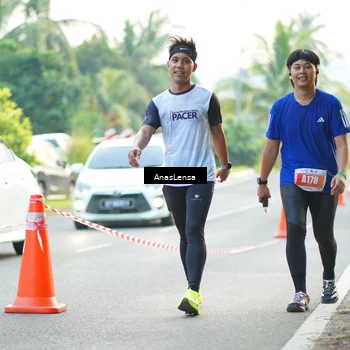 Runner Photo 4587350