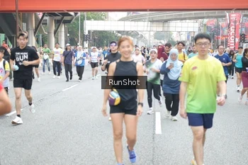 Runner Photo 4587366