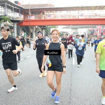 Runner Photo 4587433