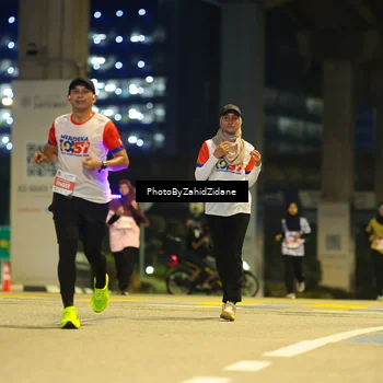 Runner Photo 4587476