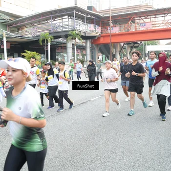 Runner Photo 4587509