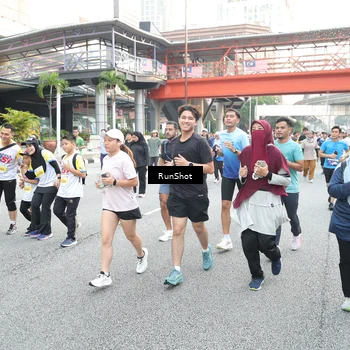 Runner Photo 4587540
