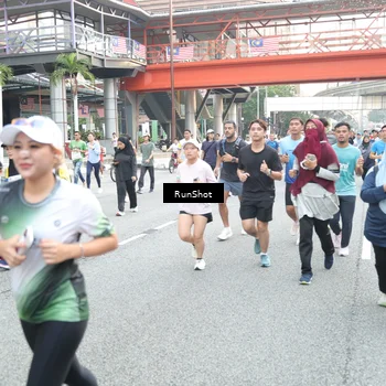 Runner Photo 4587554