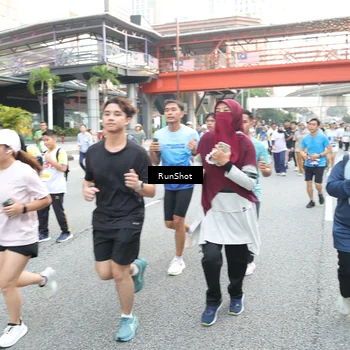 Runner Photo 4587564