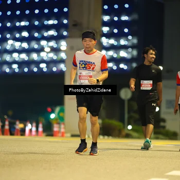 Runner Photo 4587585