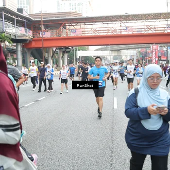 Runner Photo 4587616