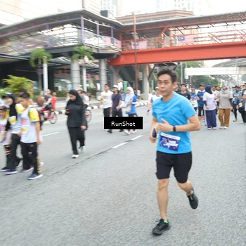 Runner Photo 4587649