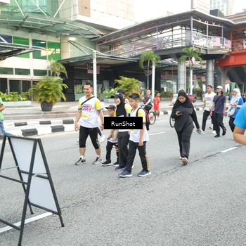 Runner Photo 4587674